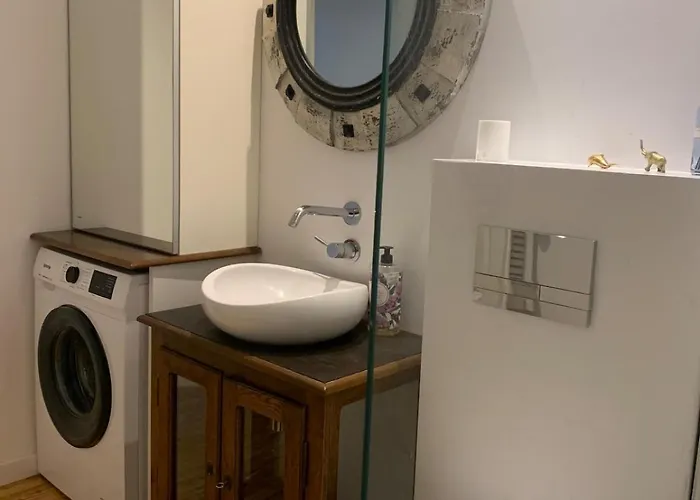 Apartment Elegant 2room Just 12 Min To The *