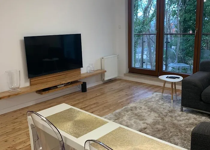 Elegant 2room Just 12 Min To The Apartment *